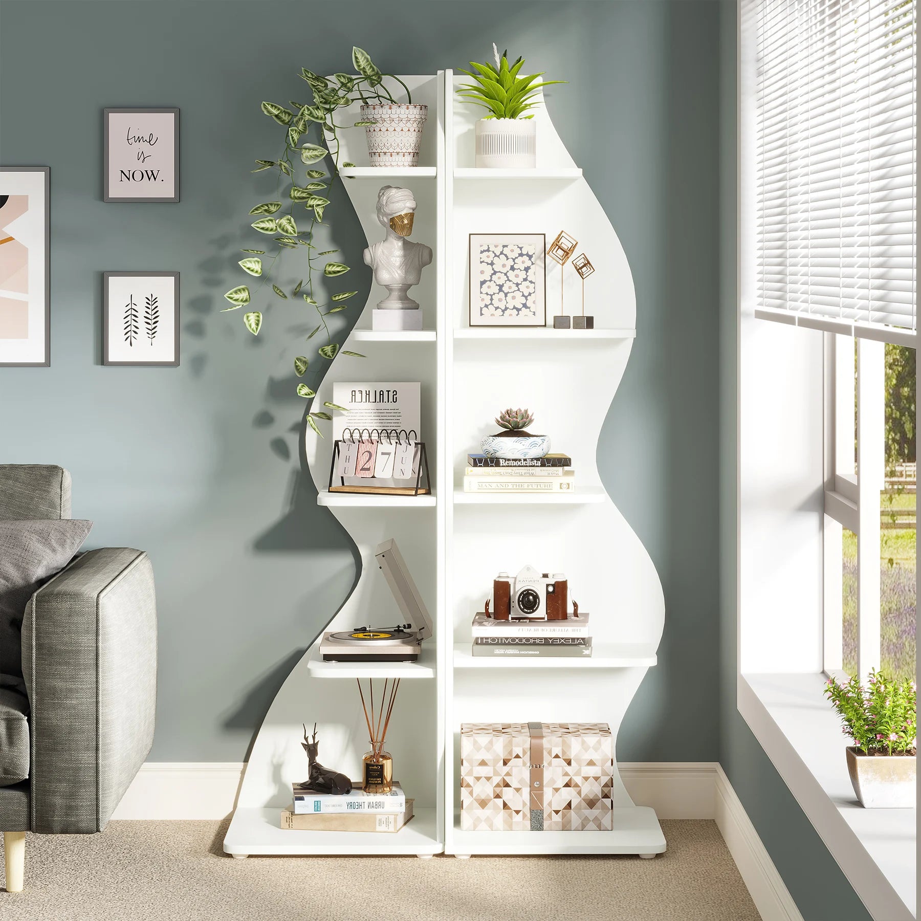 Tribe signs Corner Shelf