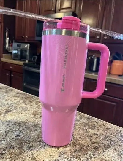 Stanley Quencher H2.0 Tumbler with Handle and Straw 40 oz